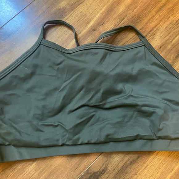 Sports bra - Picture 6 of 9